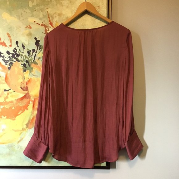 H Halston Primrose Red Pleated Pintuck Tunic Blouse - Picture 2 of 11